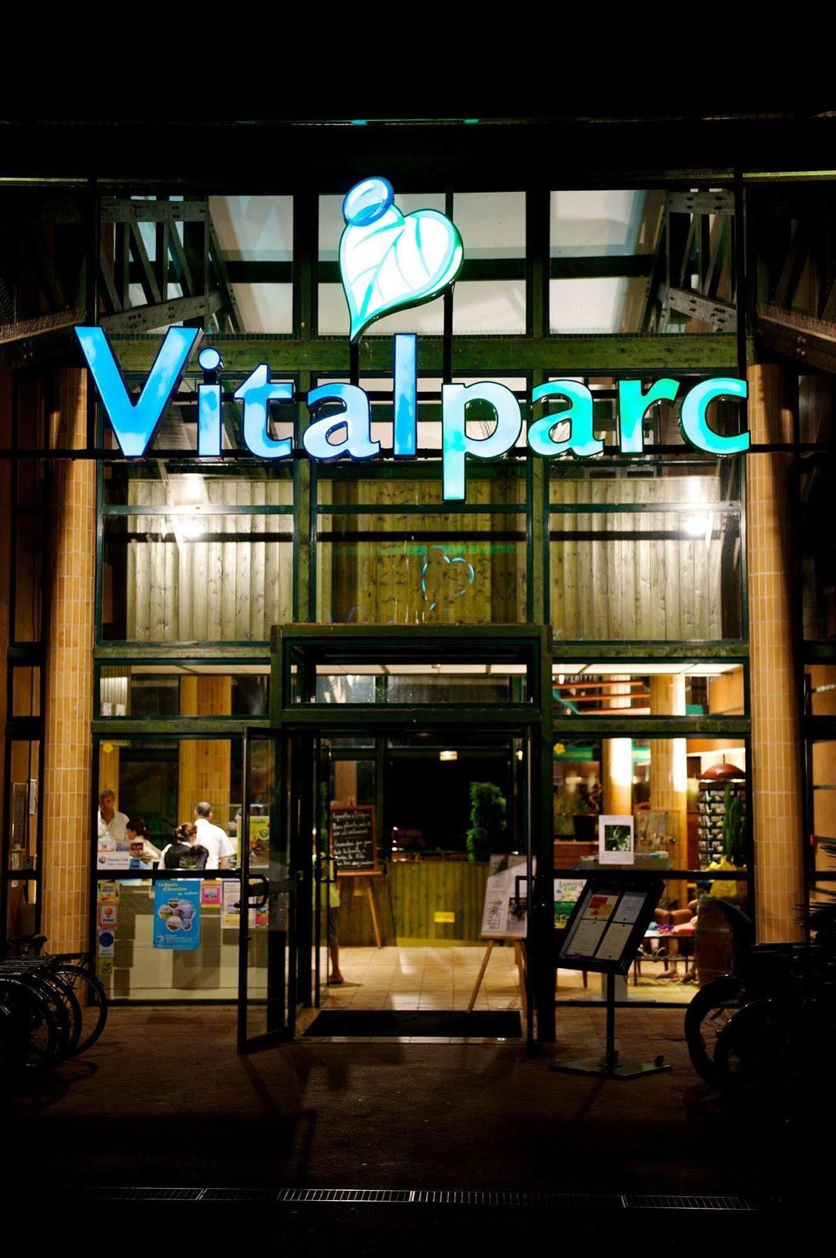 Hotel & Spa Vitalparc, The Originals Collection 拉卡诺 外观 照片